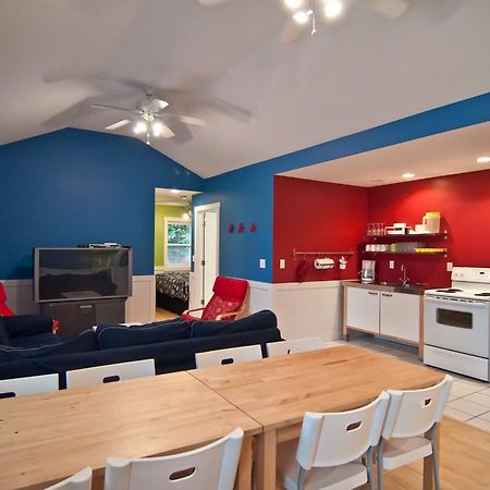 Blue Door Cottages Монтічелло Екстер'єр фото
