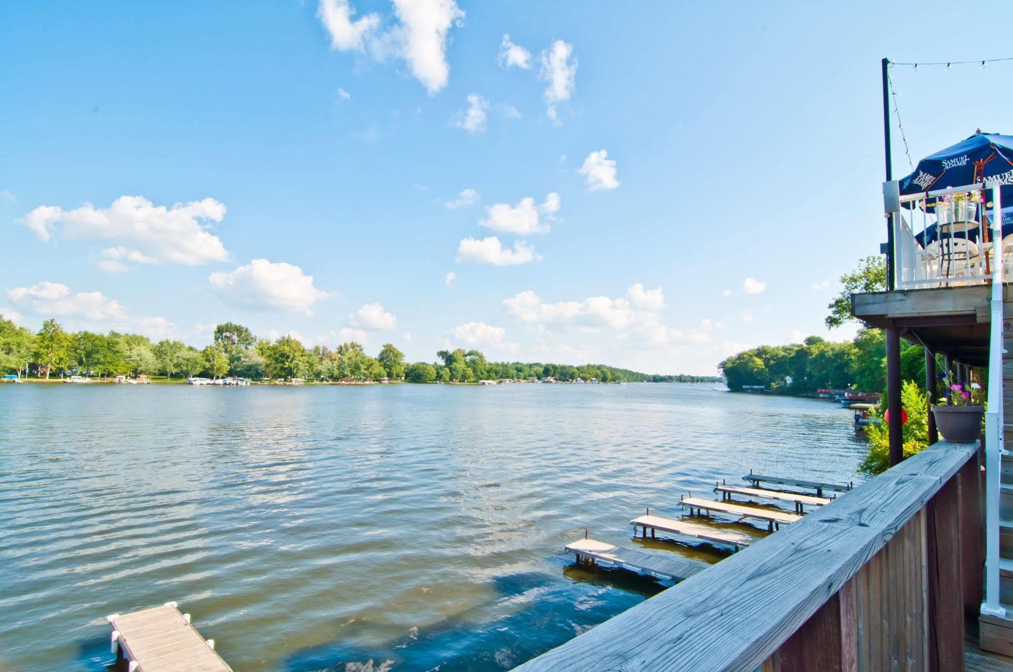 Blue Door Cottages Монтічелло Екстер'єр фото